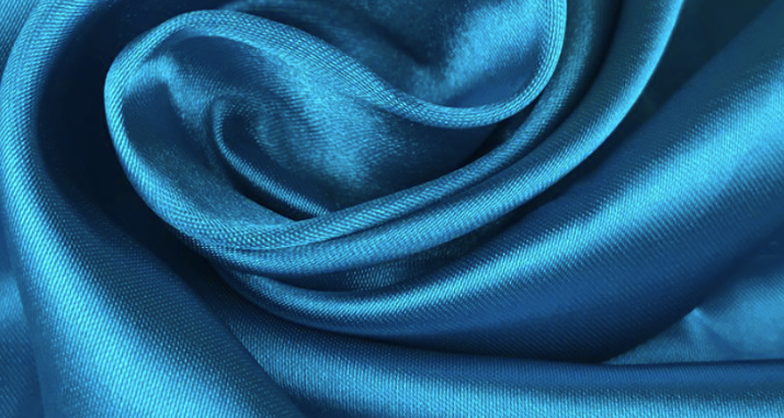 Keunggulan Bahan Satin Silk: Pilihan Tepat untuk Tampil Glamor di Setiap Acara Spesial